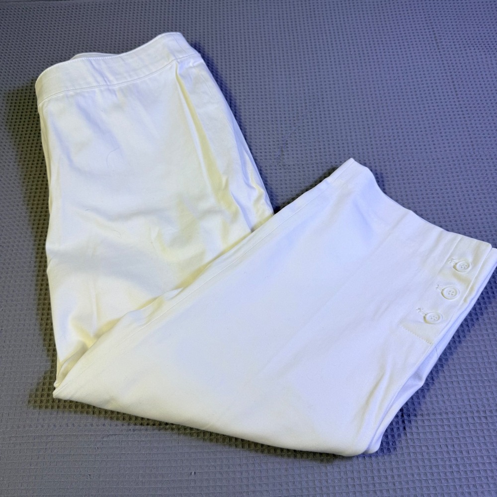 Monroe‎ & Main Capri Pants 16 White Cropped Straight Leg Button Hem Twill Summer